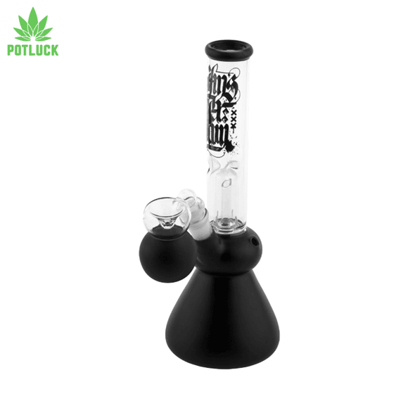 The bong comes in either green or black and includes an ash catcher percolator. It stands at 41cm tall and has a 50mm diameter. It also features a 18.8mm socket.