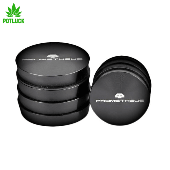 Its ridged design gives the user great purchase and gives the grinder a very ergonomic feel. 